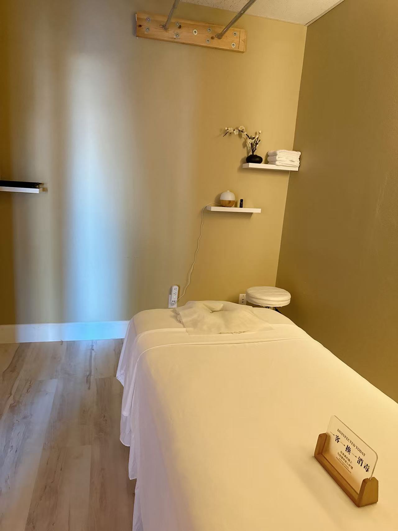 Massage 7 Edmond2 gallery image